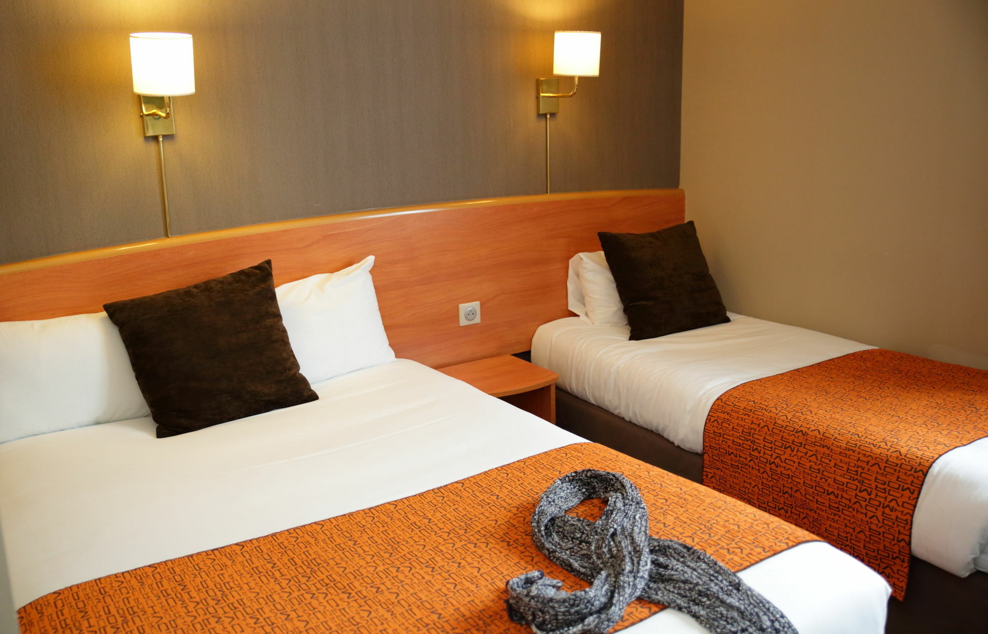 The Originals City, Hotel La Terrasse, Tours Nord Zewnętrze zdjęcie